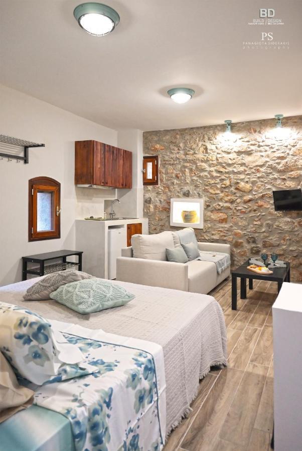 Avgonima Pyrgos Houses And Restaurant מראה חיצוני תמונה